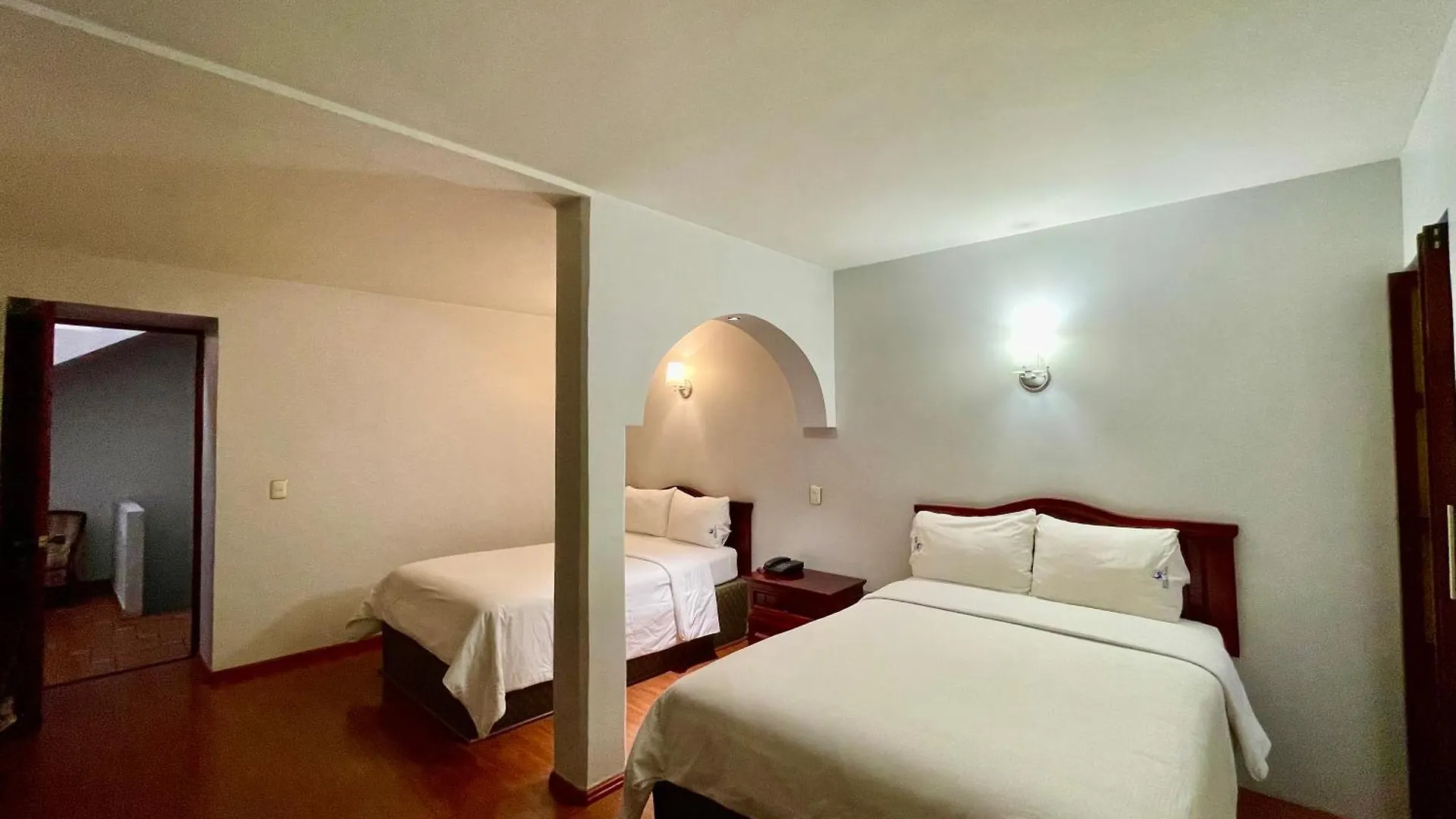 Hotel Puebla Plaza