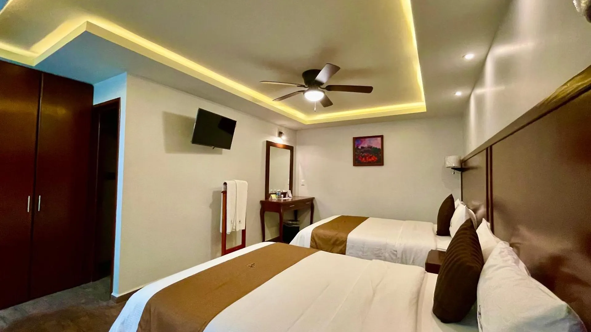 Hotel Puebla Plaza Mexico